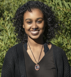 Zeena Omer Headshot